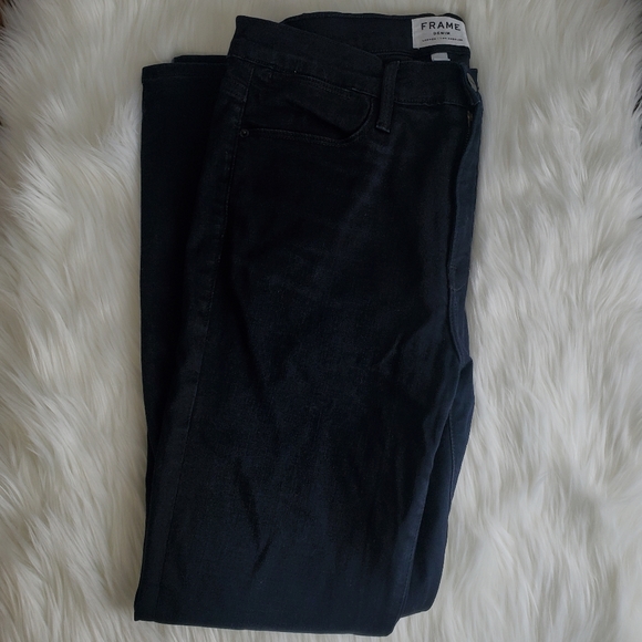 Le High Skinny in Byxbee - Picture 3 of 7